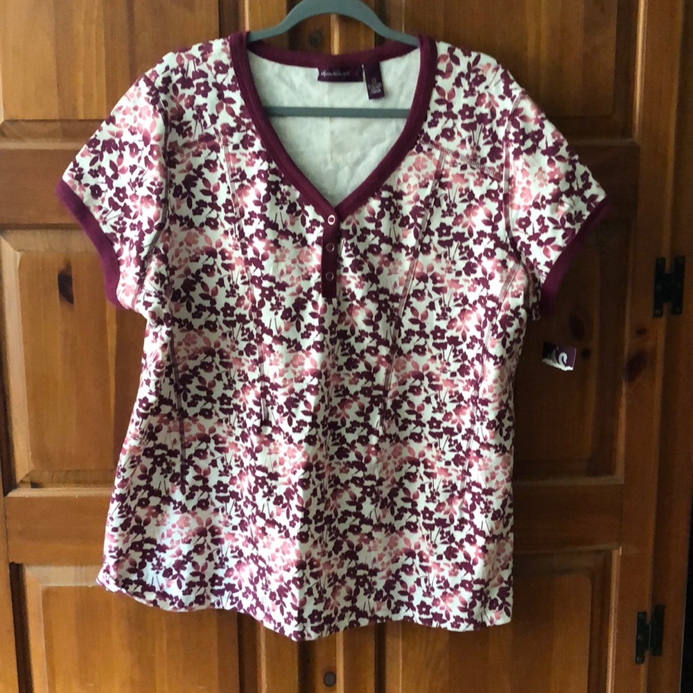 NWT Sport top Gloria Vanderbilt 2X